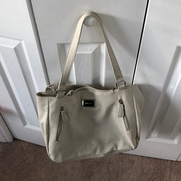 Used Nine West purse - Picture 2 of 3